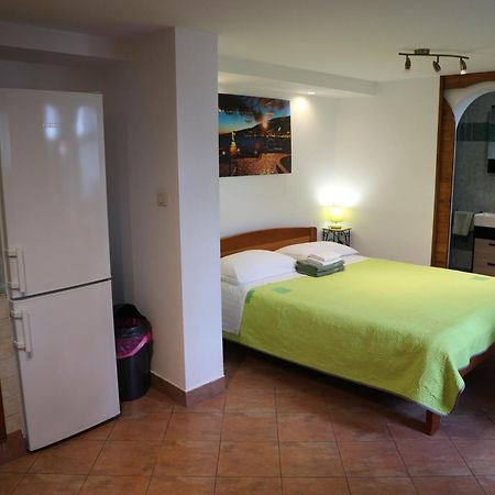 Apartments Komel Opatija Bagian luar foto